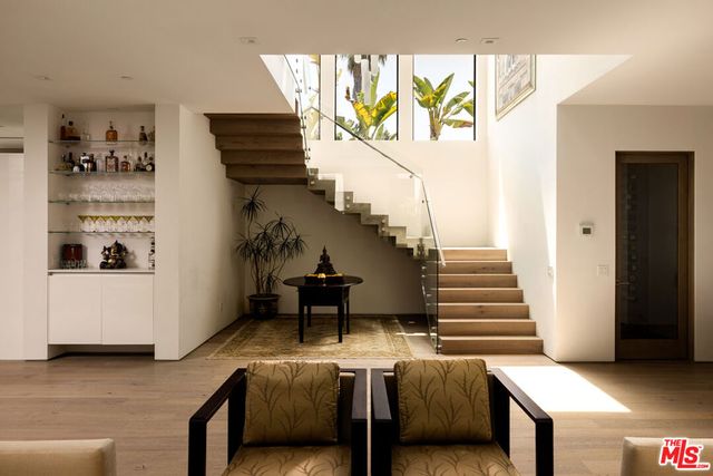844 N Harper Avenue, Los Angeles, CA 90046