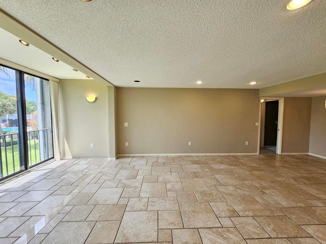4833 Esedra Court 201, Lake Worth, FL 33467