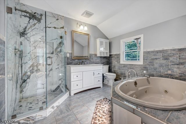 58 W Lake Shore Dr, Rockaway Twp., NJ 07866
