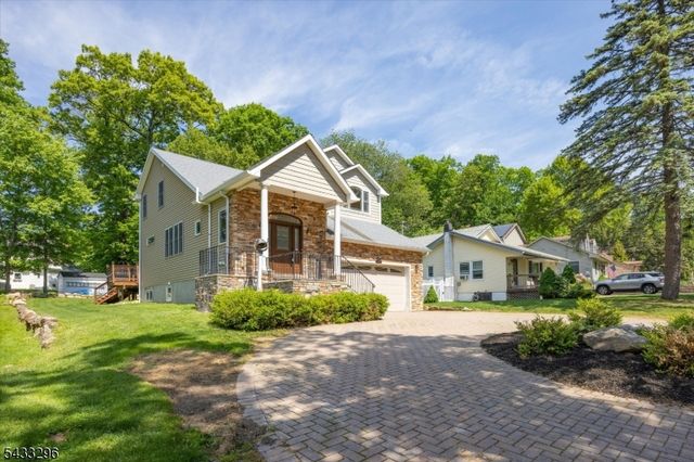 58 W Lake Shore Dr, Rockaway Twp., NJ 07866