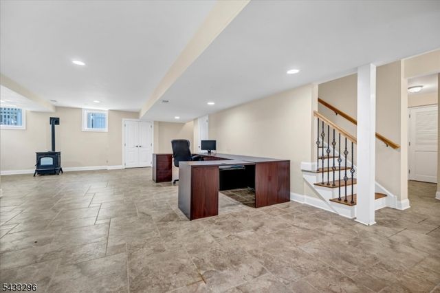 58 W Lake Shore Dr, Rockaway Twp., NJ 07866