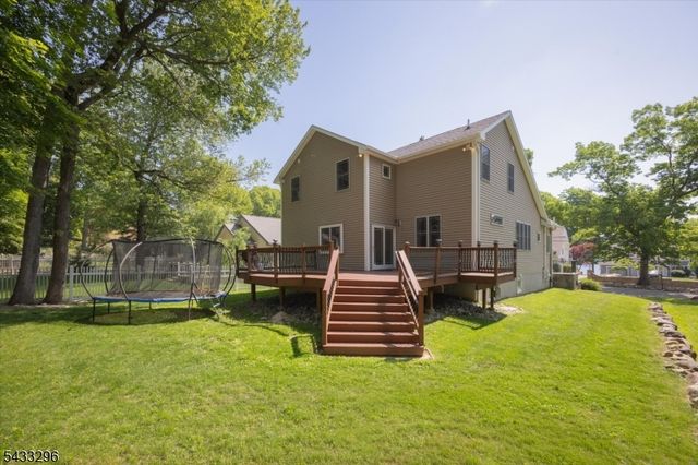 58 W Lake Shore Dr, Rockaway Twp., NJ 07866