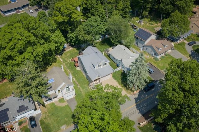 58 W Lake Shore Dr, Rockaway Twp., NJ 07866