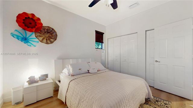 12365 S Village Circle, Davie, FL 33325