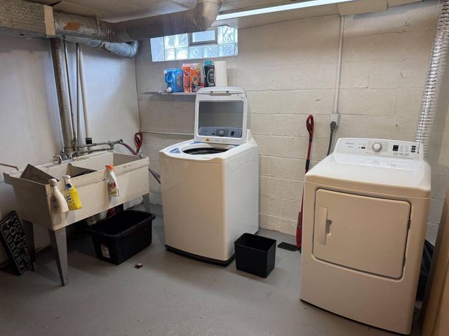 113 Coolidge AVENUE, Waukesha, WI 53186