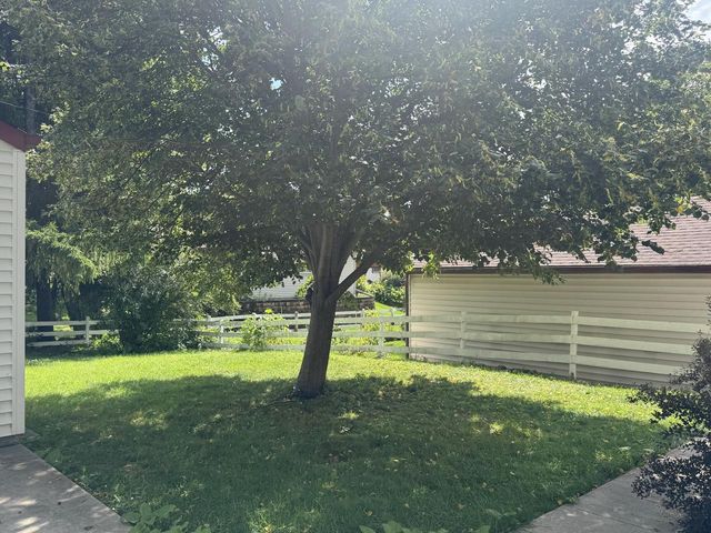 113 Coolidge AVENUE, Waukesha, WI 53186