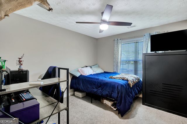 112 Shallow Creek Lane, Hogansville, GA 30230