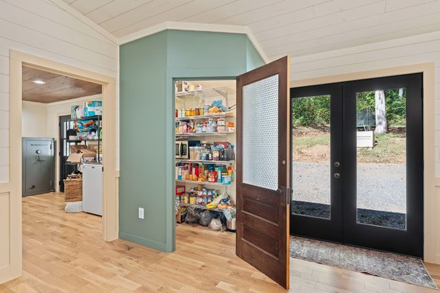 21136 Joe Brown Hwy, Murphy, NC 28906