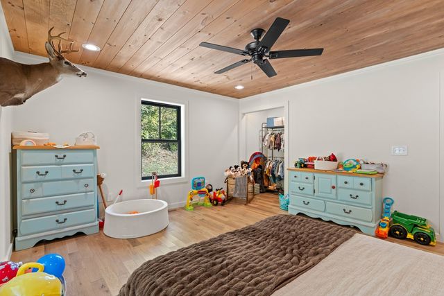21136 Joe Brown Hwy, Murphy, NC 28906
