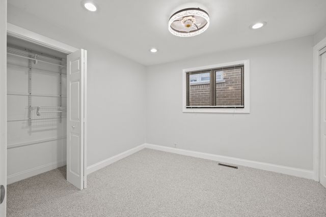 6130 S Narragansett Avenue, Chicago, IL 60638