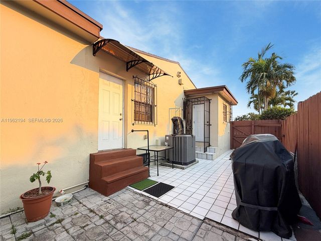 8891 SW 28th Street, Miami, FL 33165