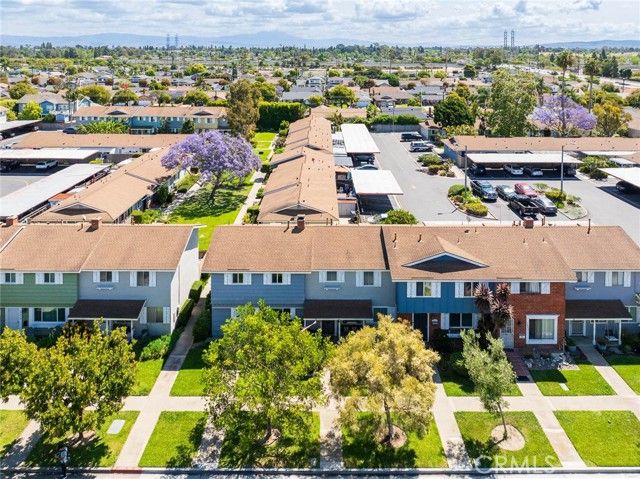 19868 Piccadilly Lane, Huntington Beach, CA 92646