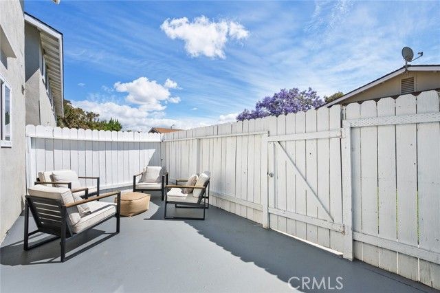 19868 Piccadilly Lane, Huntington Beach, CA 92646