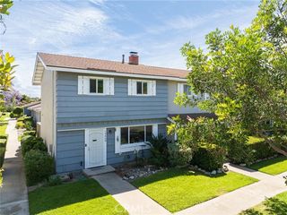 19868 Piccadilly Lane, Huntington Beach, CA 92646