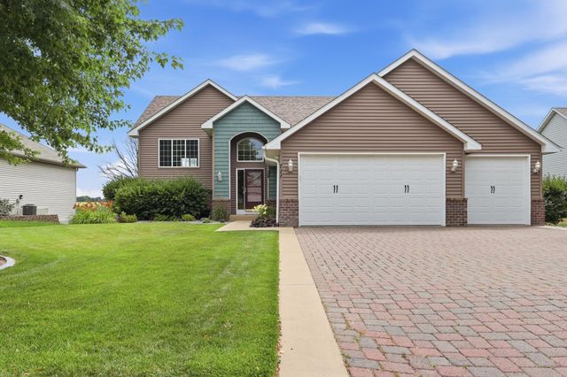 711 Williams Drive, Hastings, MN 55033
