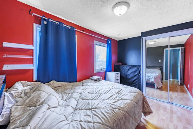 8009 S Kolin Avenue, Chicago, IL 60652