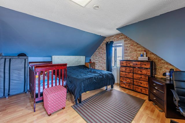 8009 S Kolin Avenue, Chicago, IL 60652