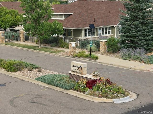 7585 S Biloxi Court, Aurora, CO 80016