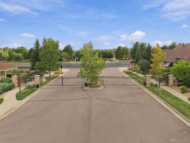 7585 S Biloxi Court, Aurora, CO 80016