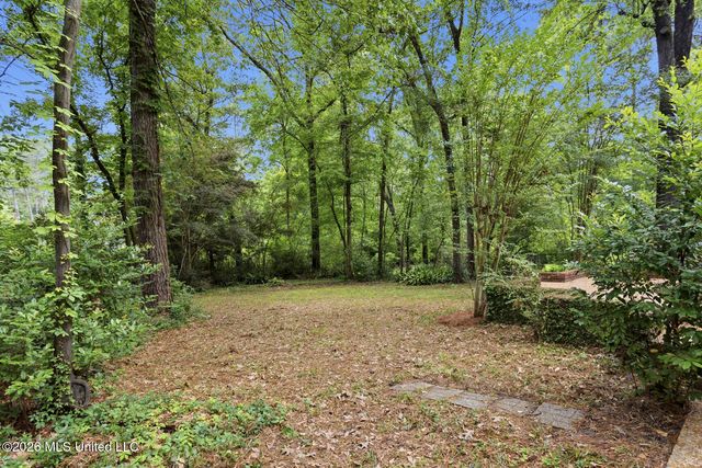 4455 E Ridge Drive, Jackson, MS 39211