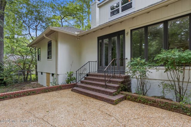 4455 E Ridge Drive, Jackson, MS 39211