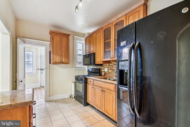 2319 W LAFAYETTE AVE, Baltimore, MD 21216