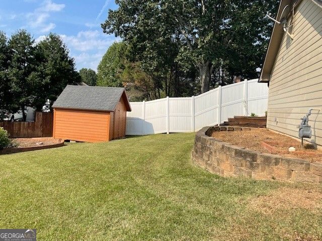 290 Monmouth Drive, Fayetteville, GA 30214