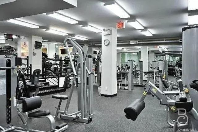 18-05 215th Street 4F, Bayside, NY 11360