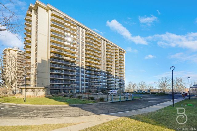 18-05 215th Street 4F, Bayside, NY 11360