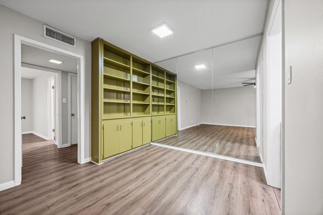 1240 Barton Hills DR 105, Austin, TX 78704