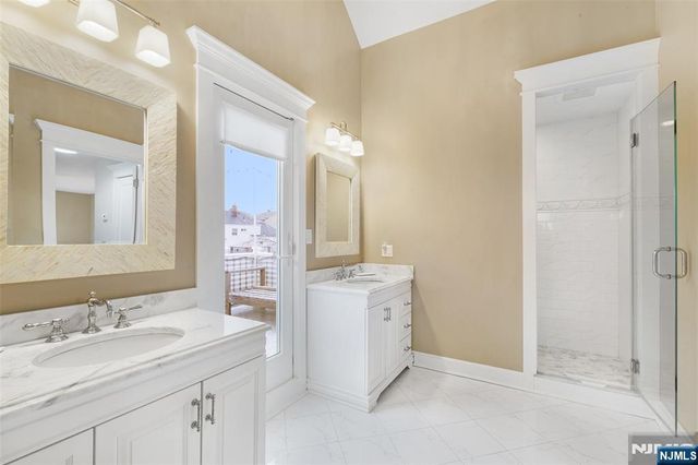 15 Moore Place, North Arlington, NJ 07031