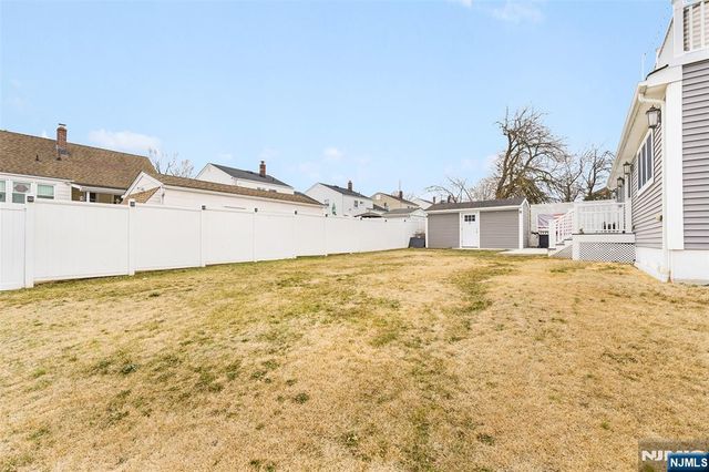 15 Moore Place, North Arlington, NJ 07031