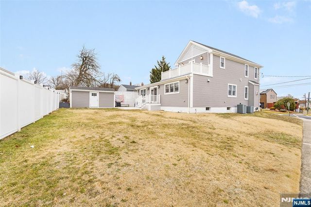 15 Moore Place, North Arlington, NJ 07031