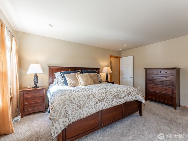 39 S Mandolin Avenue, East Wenatchee, WA 98802