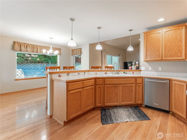 39 S Mandolin Avenue, East Wenatchee, WA 98802