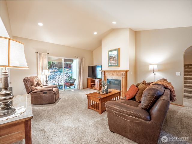 39 S Mandolin Avenue, East Wenatchee, WA 98802