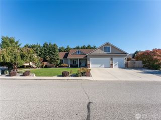 39 S Mandolin Avenue, East Wenatchee, WA 98802