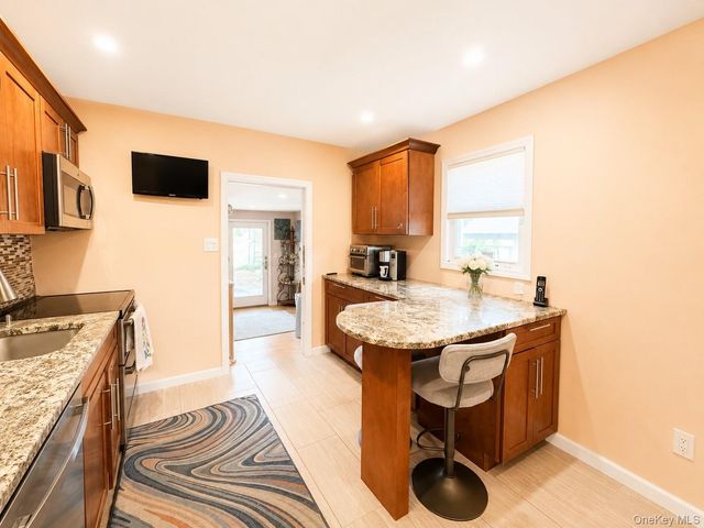 183 Lee Avenue, Hicksville, NY 11801