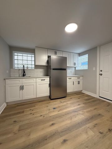 7634 S Loomis Boulevard, Chicago, IL 60620