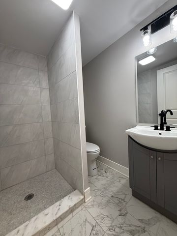 7634 S Loomis Boulevard, Chicago, IL 60620