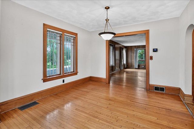 106 S 8th Street, Mount Horeb, WI 53572