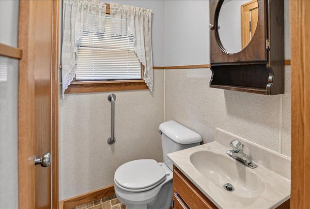106 S 8th Street, Mount Horeb, WI 53572