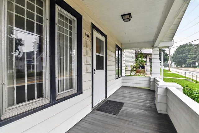 106 S 8th Street, Mount Horeb, WI 53572