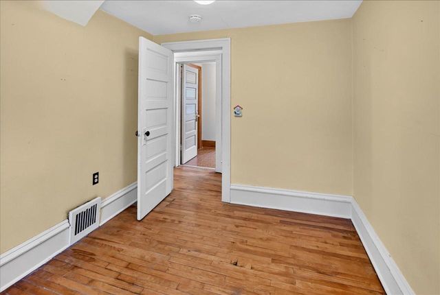 106 S 8th Street, Mount Horeb, WI 53572