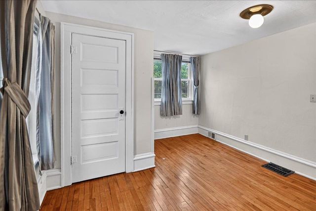 106 S 8th Street, Mount Horeb, WI 53572