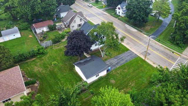 106 S 8th Street, Mount Horeb, WI 53572