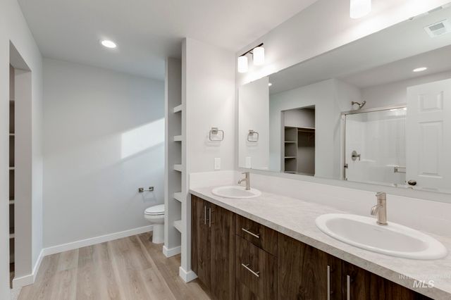 3466 E Boxelder Dr, Nampa, ID 83686