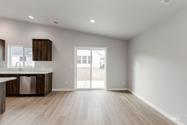 3466 E Boxelder Dr, Nampa, ID 83686