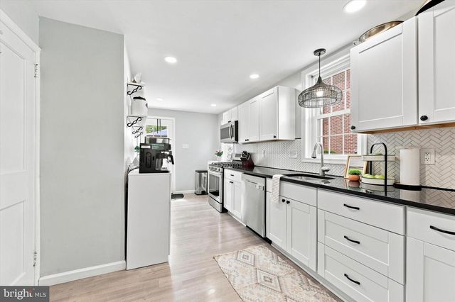808 STANBRIDGE RD, Drexel Hill, PA 19026