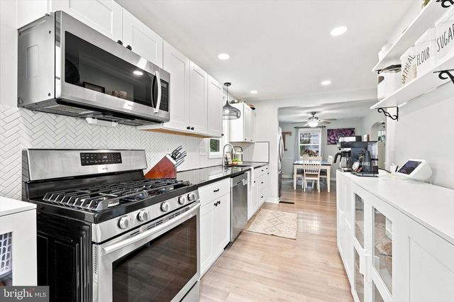 808 STANBRIDGE RD, Drexel Hill, PA 19026